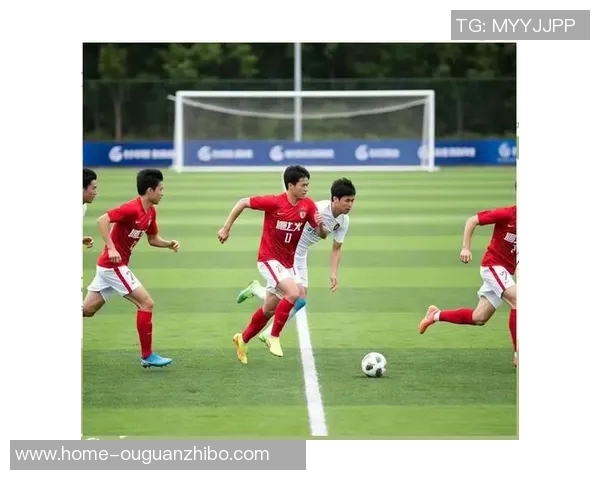 在绿茵场上挥洒汗水与激情玩足球带给我们的快乐与成长 在绿茵场上挥洒汗水与激情玩足球带给我们的快乐与成长